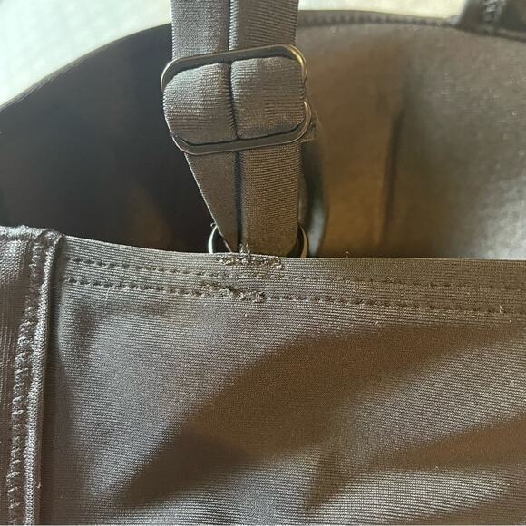 Gabifresh X Swimsuits for All Black Soft Cup Underwire Bikini Top NWT Sz 10 D/DD - Picture 4 of 8